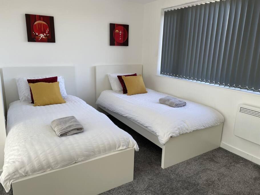 Paradigm House, Modern 2-Bedroom Duplex Apartment 2, Free Parking, Oxford Exterior foto